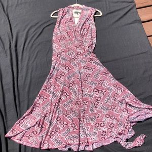 Summery Flowing Patterned Dress